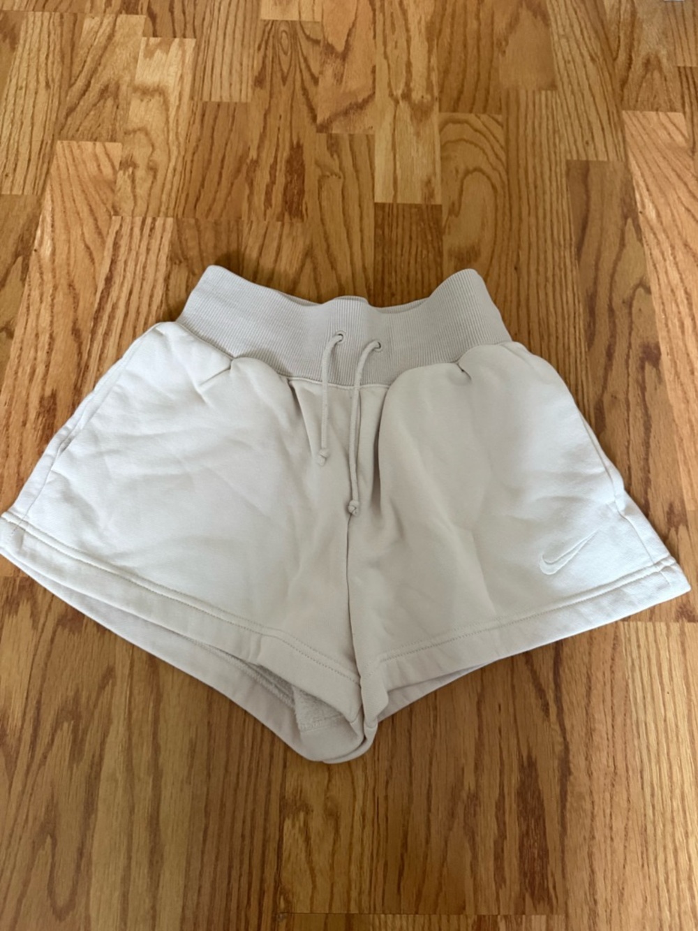 Nike Women's Sportswear Phoenix Fleece High-Waisted Shorts